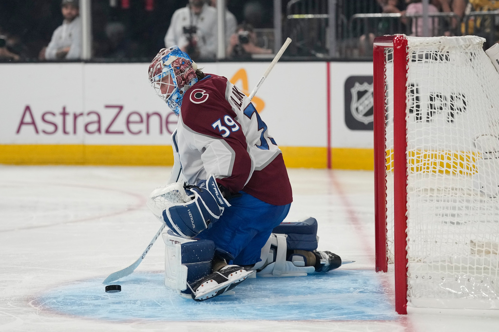 Golden Knights sweep Avalanche to advance to third Stanley Cup Final in nine seasons