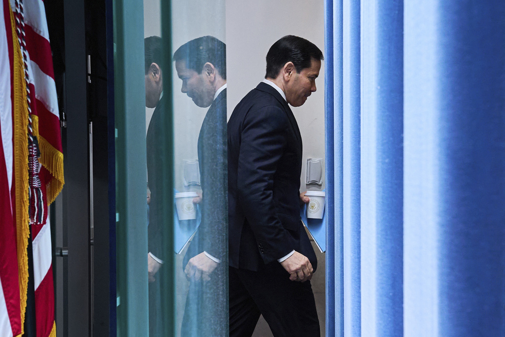 Rubio arrives for audience with Pope Leo XIV to ease tensions after Trump’s criticism over Iran