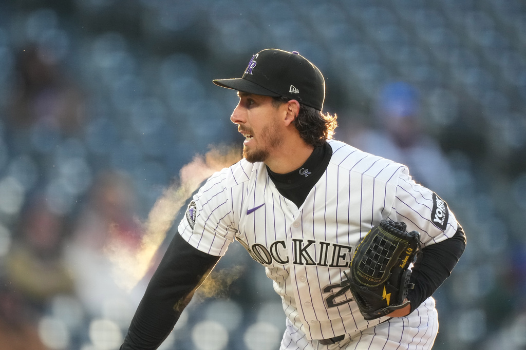Semien and Soto homer, leading the surging Mets 10-5 over the Rockies