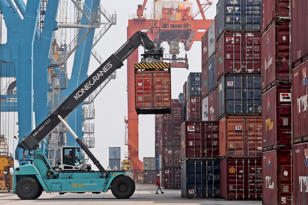 Shipping industry fears fuel shortages as Iran war squeezes bunker fuel supply
