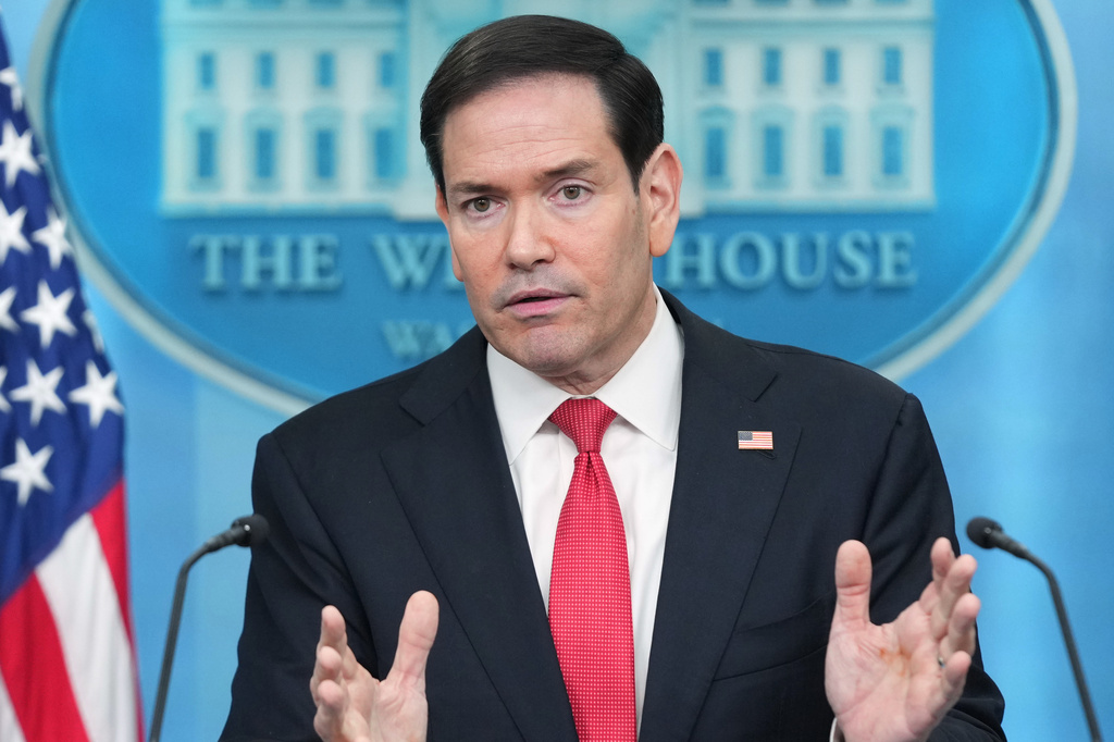 Trump again assails Pope Leo, potentially complicating Rubio’s visit to the Vatican this week
