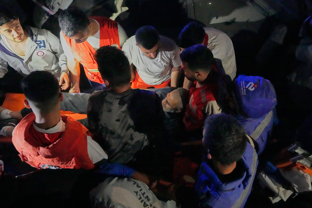 Israel strikes Beirut southern suburb ahead of crucial Washington talks