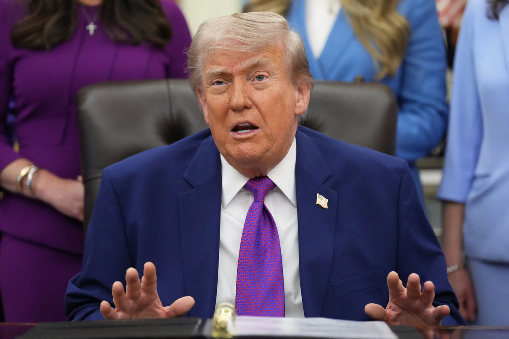 Trump says Iran ceasefire is on ‘life support’ and proposes gas tax pause as strait stays closed