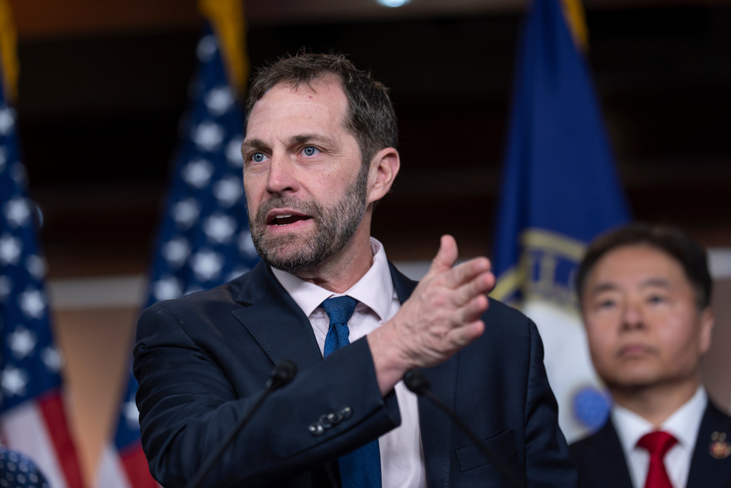 Aurora Rep. Jason Crow leads new congressional caucus to fight corruption