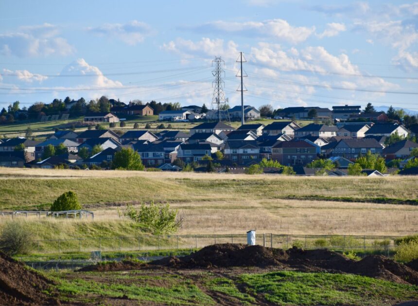 Aurora Reservoir fracking operation sparks renewed community opposition