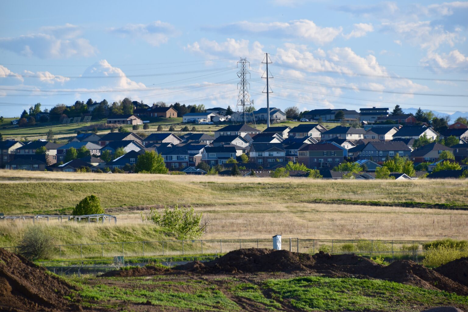 Aurora Reservoir fracking operation sparks renewed community opposition