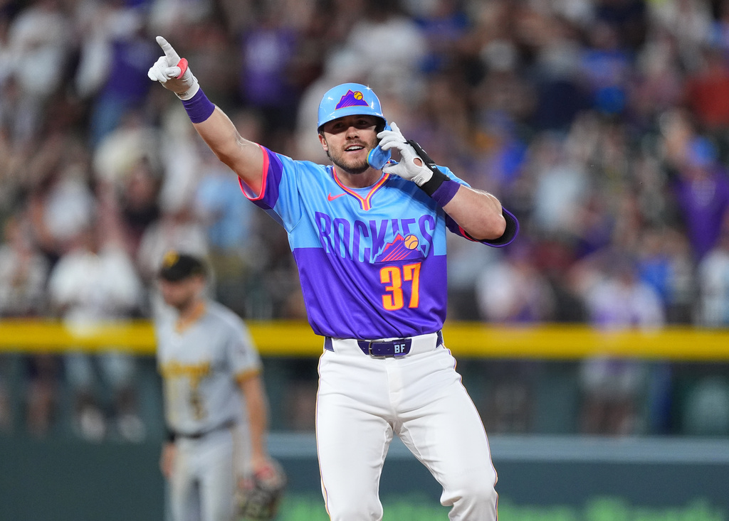 Fulford’s pinch 2-run double in 8th lifts Rockies past Pirates 4-3, Freeland reaches 1,000 Ks