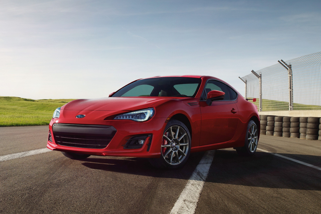 Edmunds’ five best used performance cars for less than $25,000