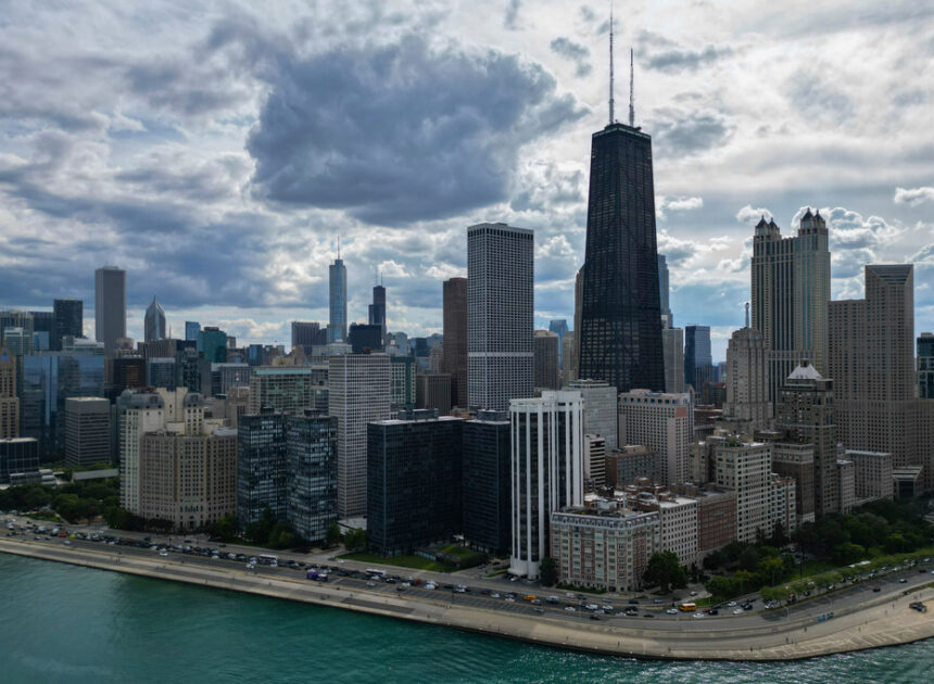 7 killed and dozens injured following series of weekend shootings in Chicago