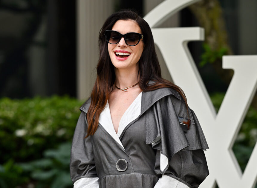 Anne Hathaway is pregnant with her third child