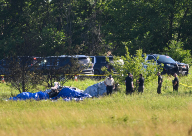 Some of the 11 skydivers killed in Missouri plane crash were experienced jumpers