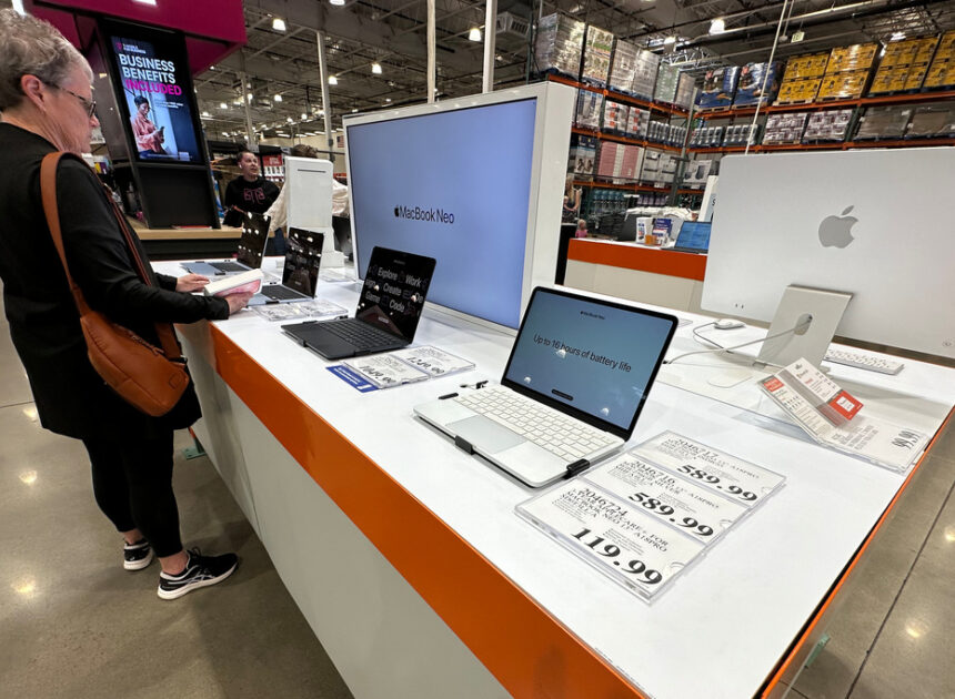 Apple increases prices for Macs and iPads, blaming a shortage of memory chips