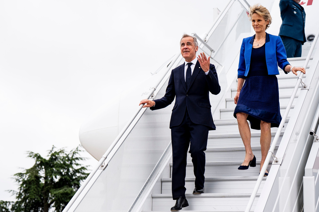 Ahead of G7, Carney softens tone toward Trump with trade talks at stake