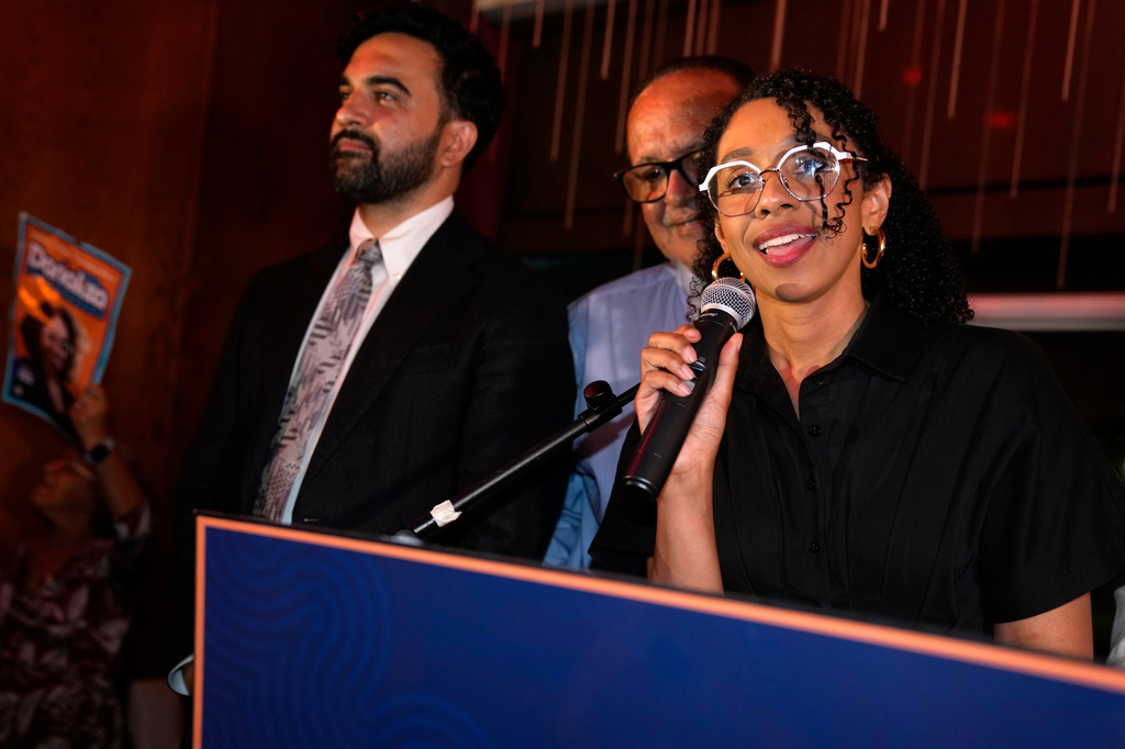 Mamdani slate sweeps Democratic primaries in New York, ousts 2 incumbents from Congress
