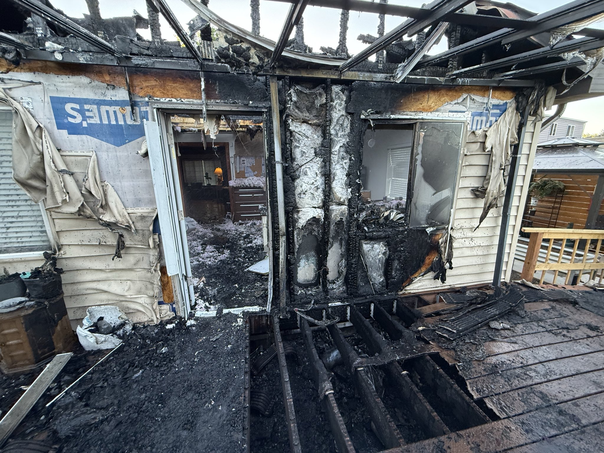 Smoking sparks Aurora porch fire early Friday, displacing 10, fire officials say