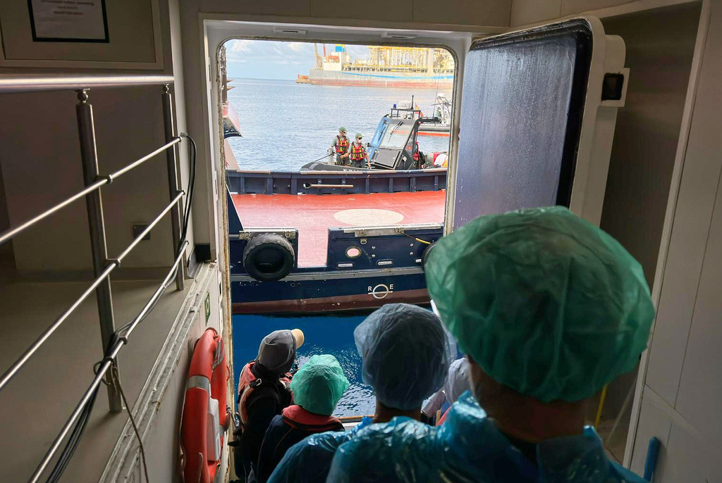 5 American cruise ship passengers leave Nebraska quarantine facility