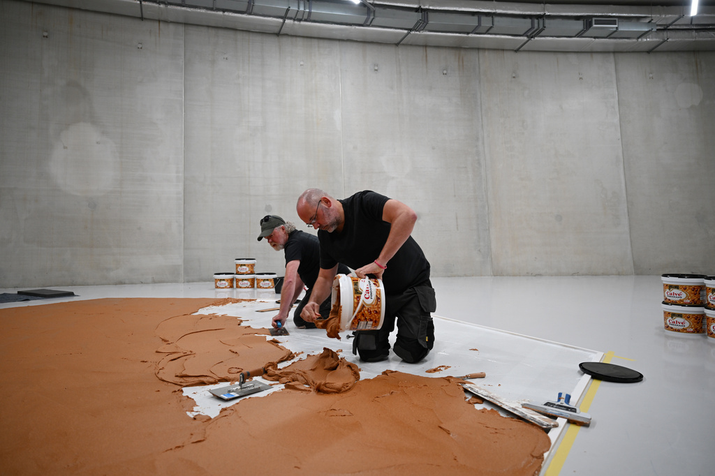 Sweet: Peanut butter floor returns to Dutch museum as tribute to late artist