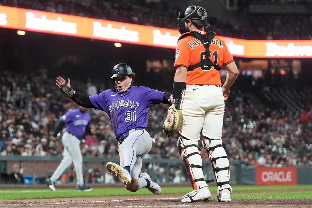 Karros’ 2-run single in the ninth helps Rockies rally past Giants 4-3