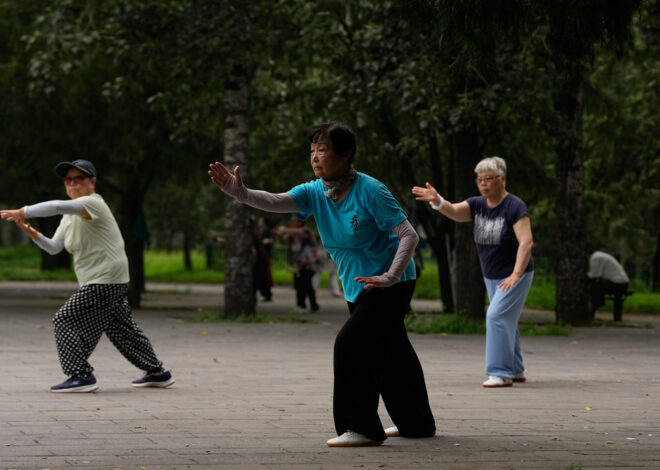 Tai chi practitioners seek balance and well-being in fast-paced Beijing