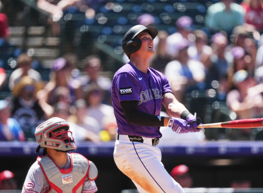 Rockies reinstate RHP Tomoyuki Sugano from injured list, earns win over Reds with efficient outing