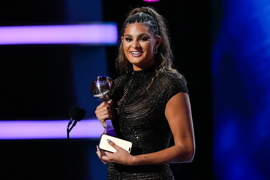 Aurora Sports Notebook: Grandview grad Lauren Betts wins ESPY for Best College Athlete in women’s sports