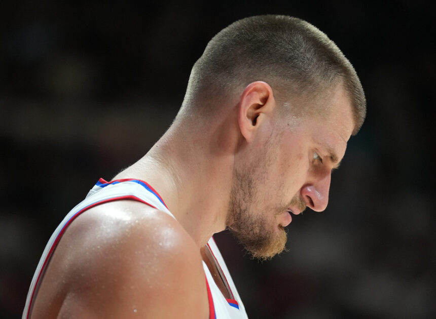 Jokic reaffirms desire to stay with Nuggets for entire career, plans on waiting to sign extension