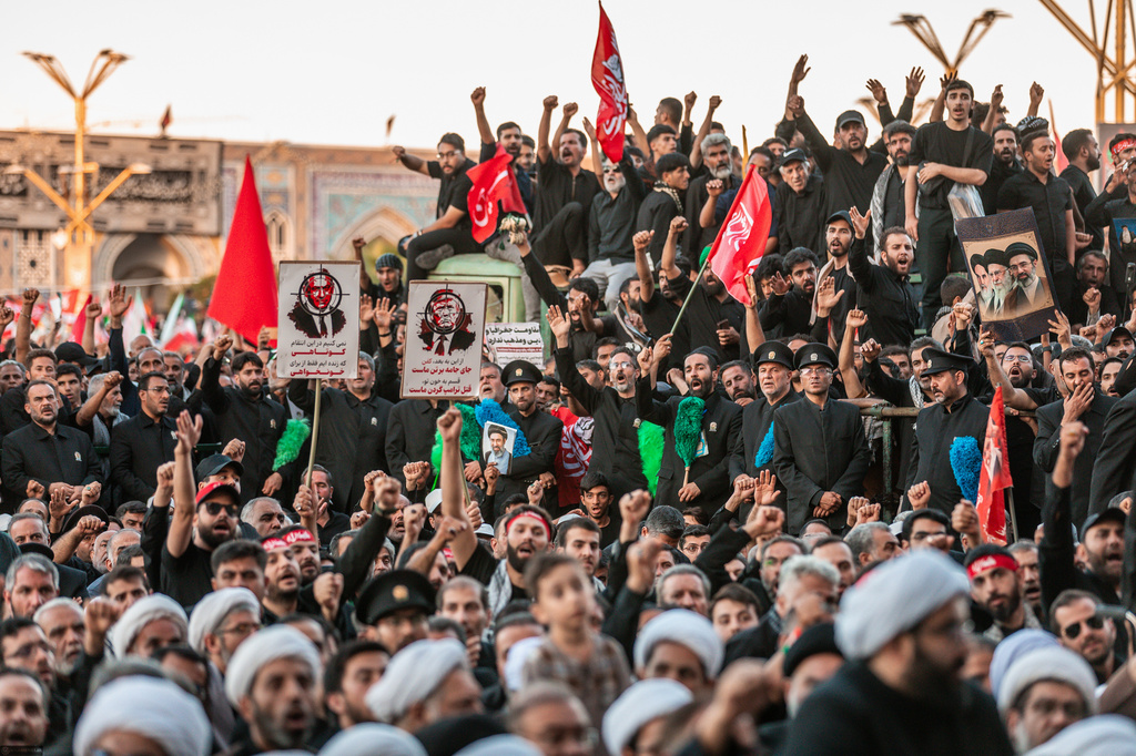 Trump threatens Iran with ‘1,000 Missiles’ after ayatollah’s funeral saw open calls for his killing