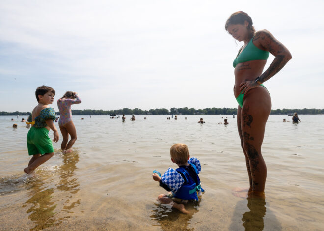 How to keep babies safe when temperatures soar