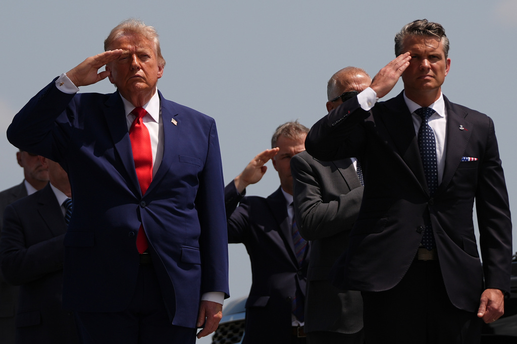 Trump pays respects to 4 US service members killed in the Middle East