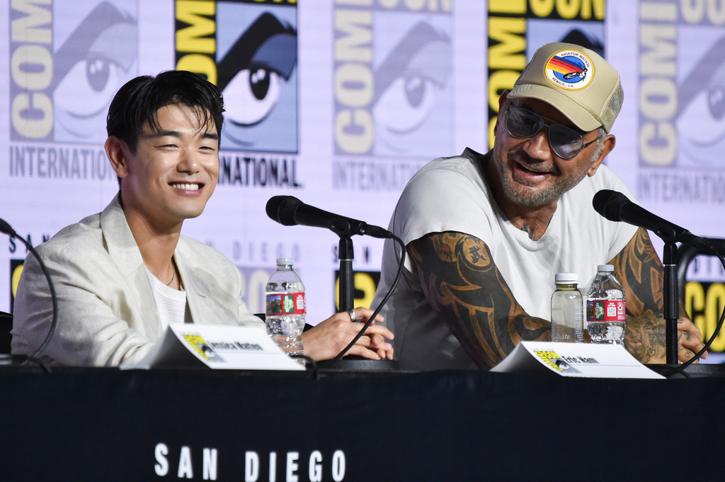 Comic-Con 2026: Johnny Depp promotes ‘Ebenezer’ and ENHYPEN members meet ‘Twilight’ cast