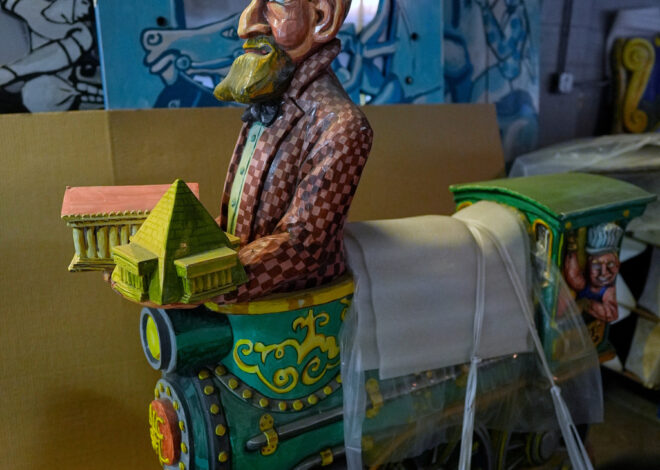 Will Red Grooms’ whimsical, wonderful Tennessee Fox Trot Carousel ride again?