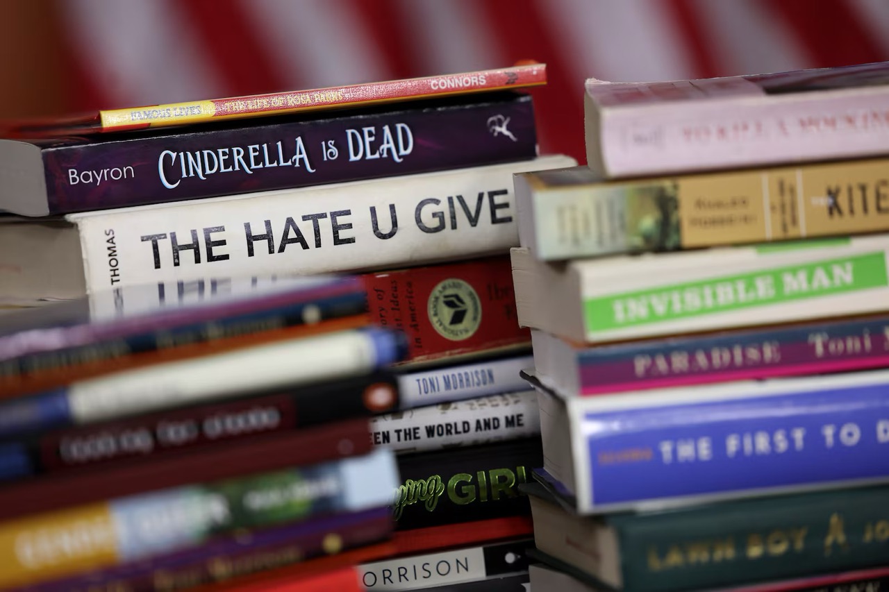 Conservative law firms join Elizabeth School District’s book ban defense