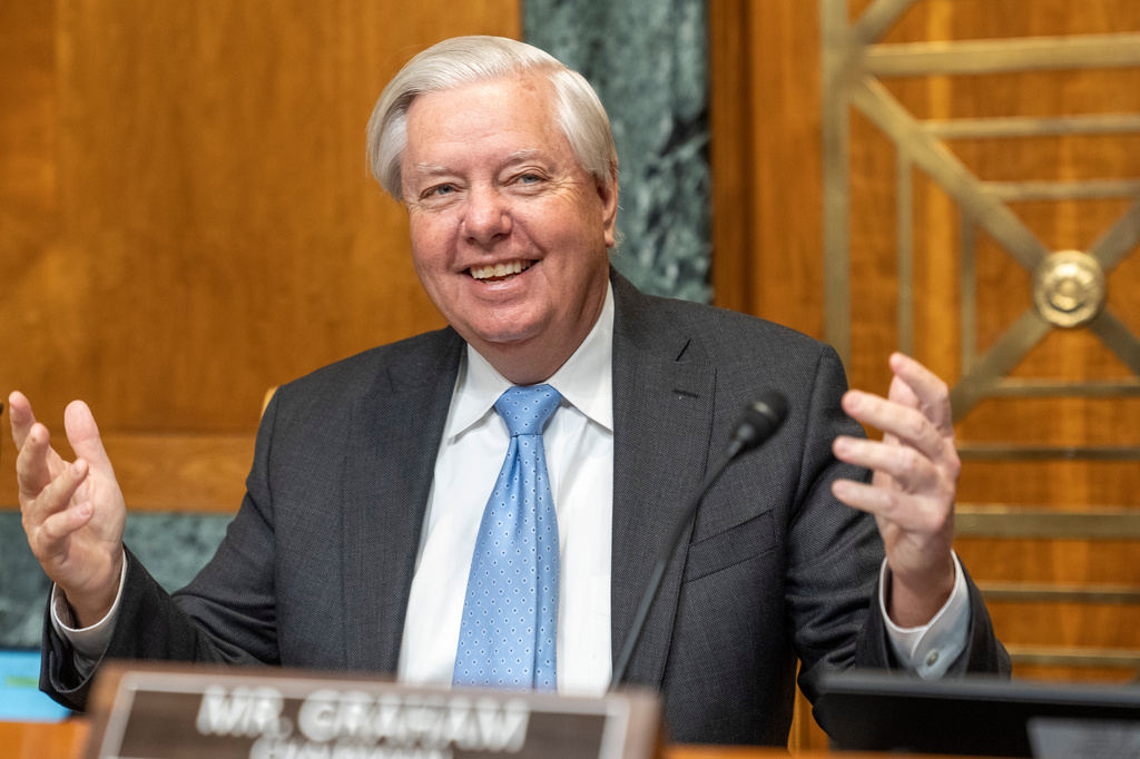 Lindsey Graham’s journey from a pool hall to the heights of political power