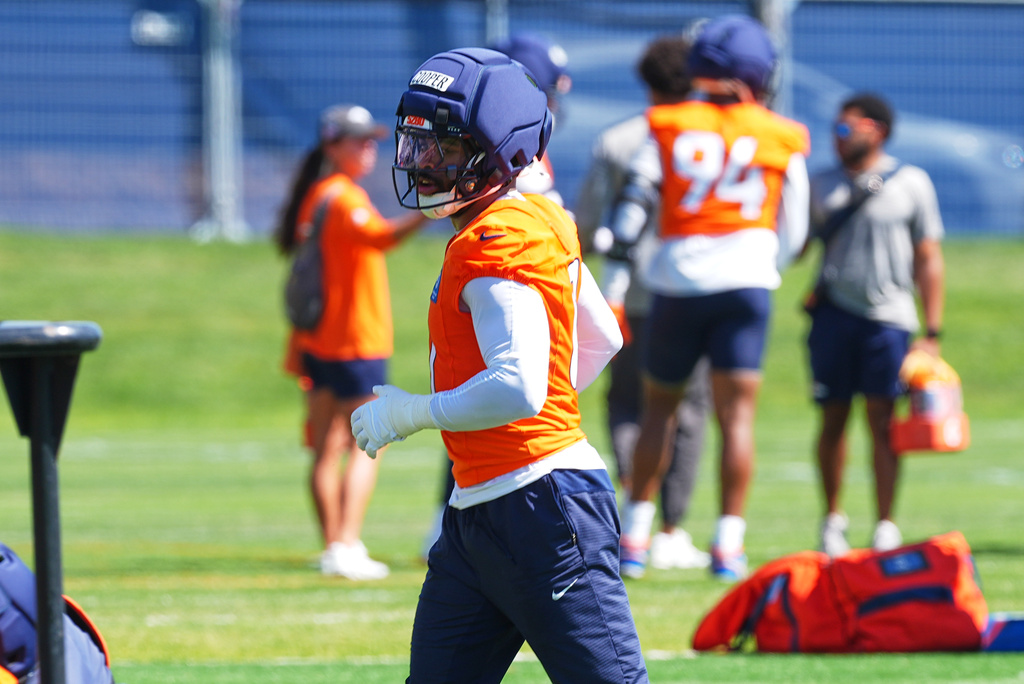 Broncos open summer workouts with Jonathon Cooper and Michael Wilhoite back after legal issues