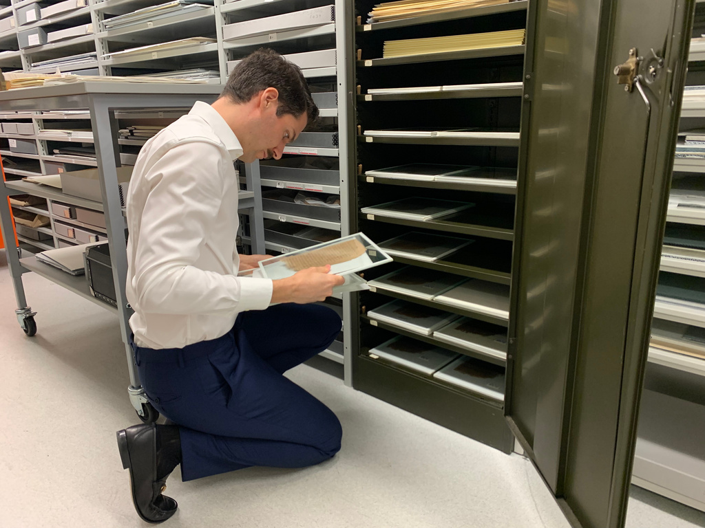 Inside one of the world’s few crash courses in conserving and caring for ancient papyrus manuscripts