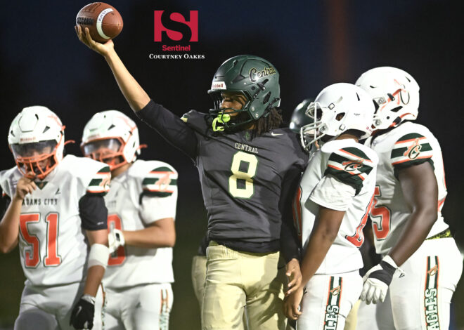 Football: Strong start to season for Aurora area teams in action in 4-1 Zero Week