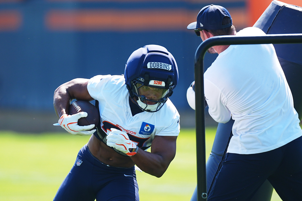 Broncos running back J.K. Dobbins vows injuries are done, promises 17 games and an NFL rushing title