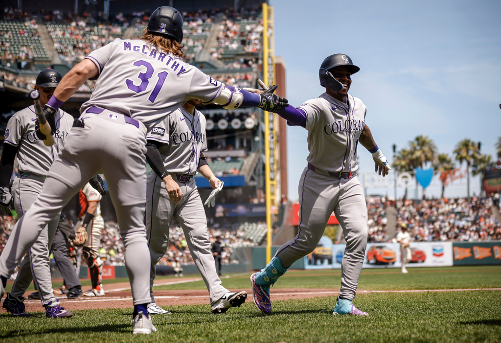 Amador and Sullivan hit 3-run HRs to help Rockies beat Giants 13-7
