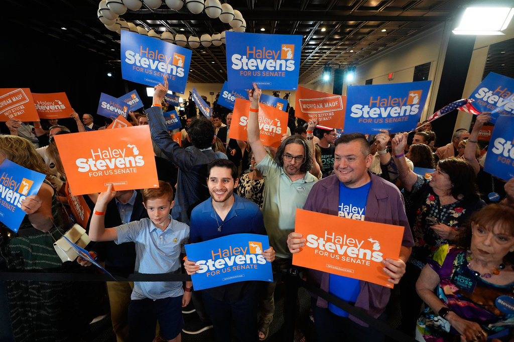 Abdul El-Sayed wins Michigan Senate primary in major victory for Democrats’ progressive wing