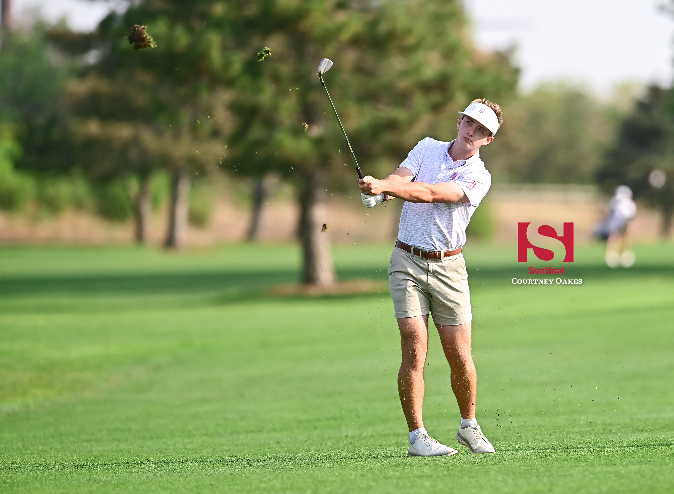Boys Golf: Regis Jesuit shares top spot in team standings at opening Continental League tournament