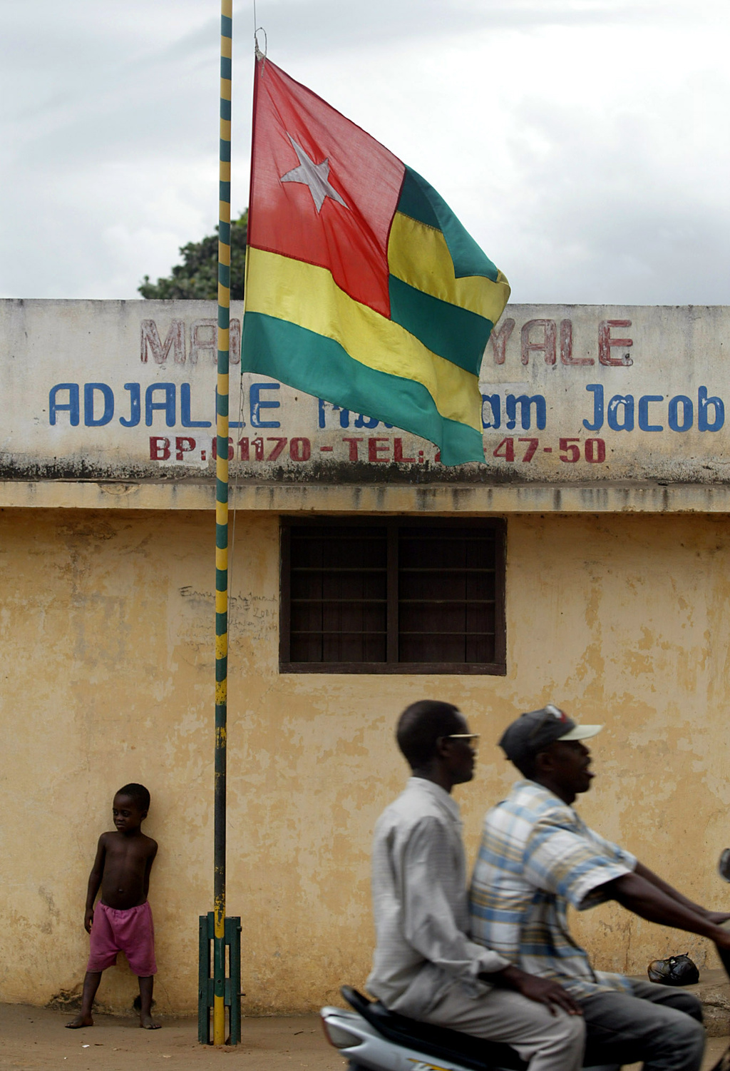 Togo detains French filmmakers over alleged immigration violations, advocacy group says